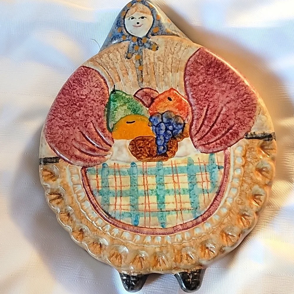 The Cellar for Macy's, made in Italy. Colorful Ceramic Wall Decor Set